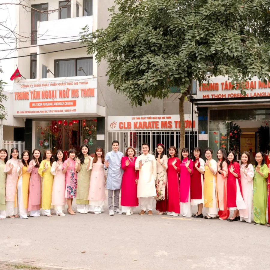 Trung tâm Ngoại ngữ Ms Thơm