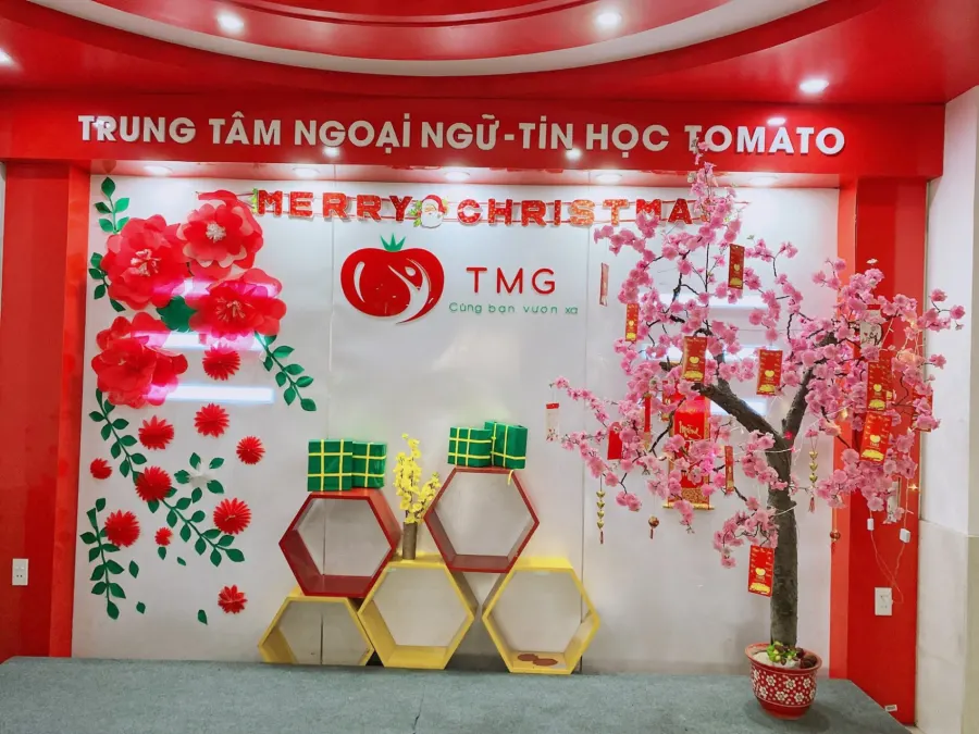 Trung tâm Ngoại ngữ TOMATO
