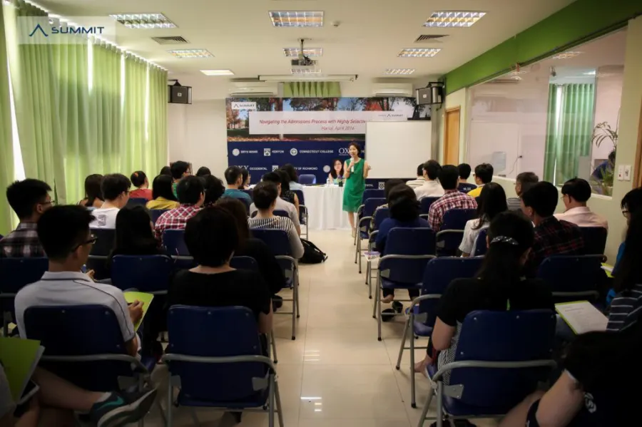 SUMMIT EDUCATION (Phố Huế)